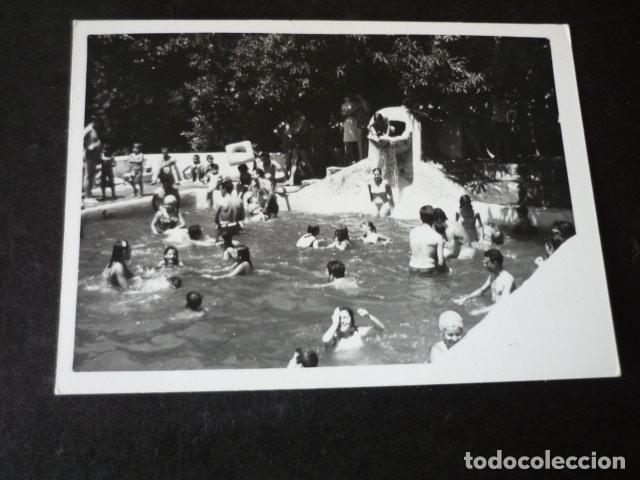 Fotografia antiga: SIERRA DE MADRID PISCINA A IDENTIFICAR FOTOGRAFIA 7,5 X 10,5 CMTS