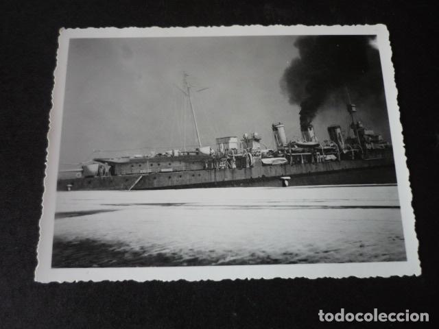 Fotografia antiga: ALMERIA A&Ntilde;OS 30 BARCO DE GUERRA EN EL MUELLE NEVADA ANTIGUA FOTOGRAFIA 12 X 9 CMTS