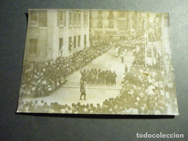 Fotografia antiga: ALICANTE FIESTA DE MOROS Y CRISTIANOS ANTIGUA FOTOGRAFIA 7,5 X 10,5 CMTS