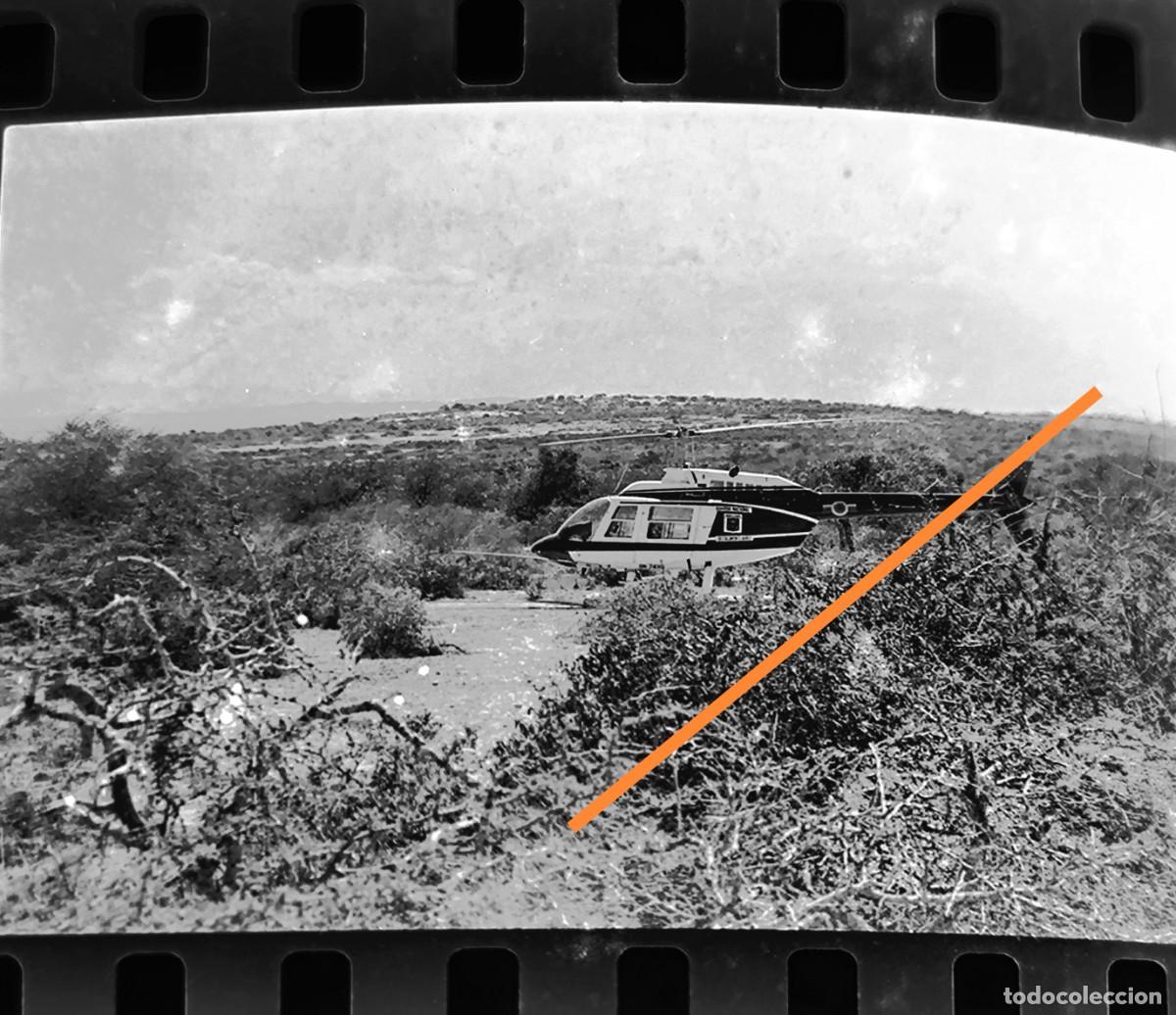 Alte Fotografie: Antiguo negativo o clich&eacute; de fotograf&iacute;a. Helic&oacute;ptero. A&ntilde;os 70