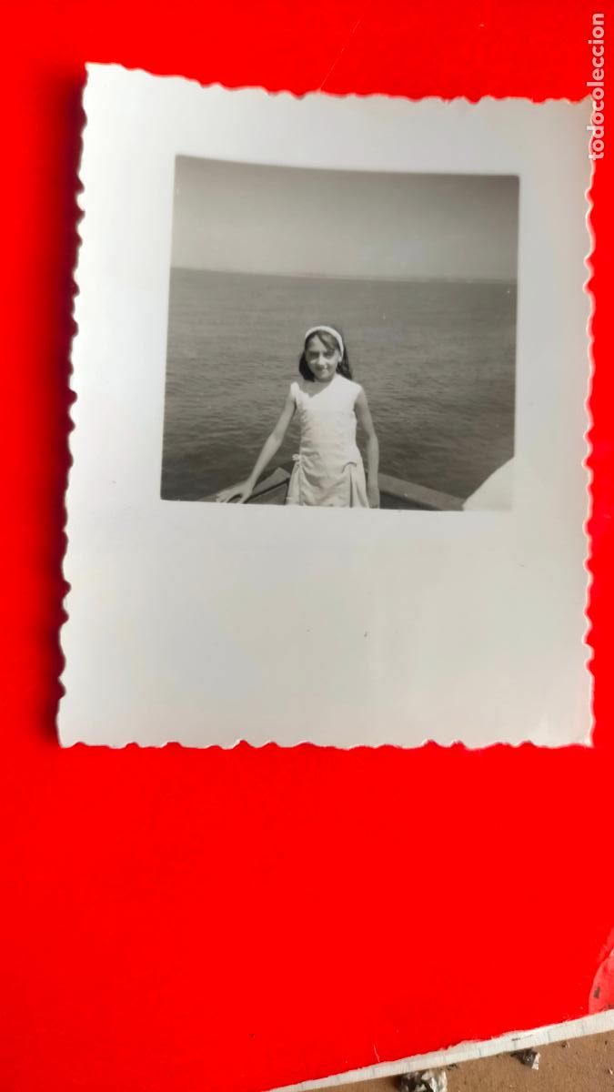 Fotografia antiga: antigua fotografia cadiz capital original - ni&ntilde;a posando punta san felipe