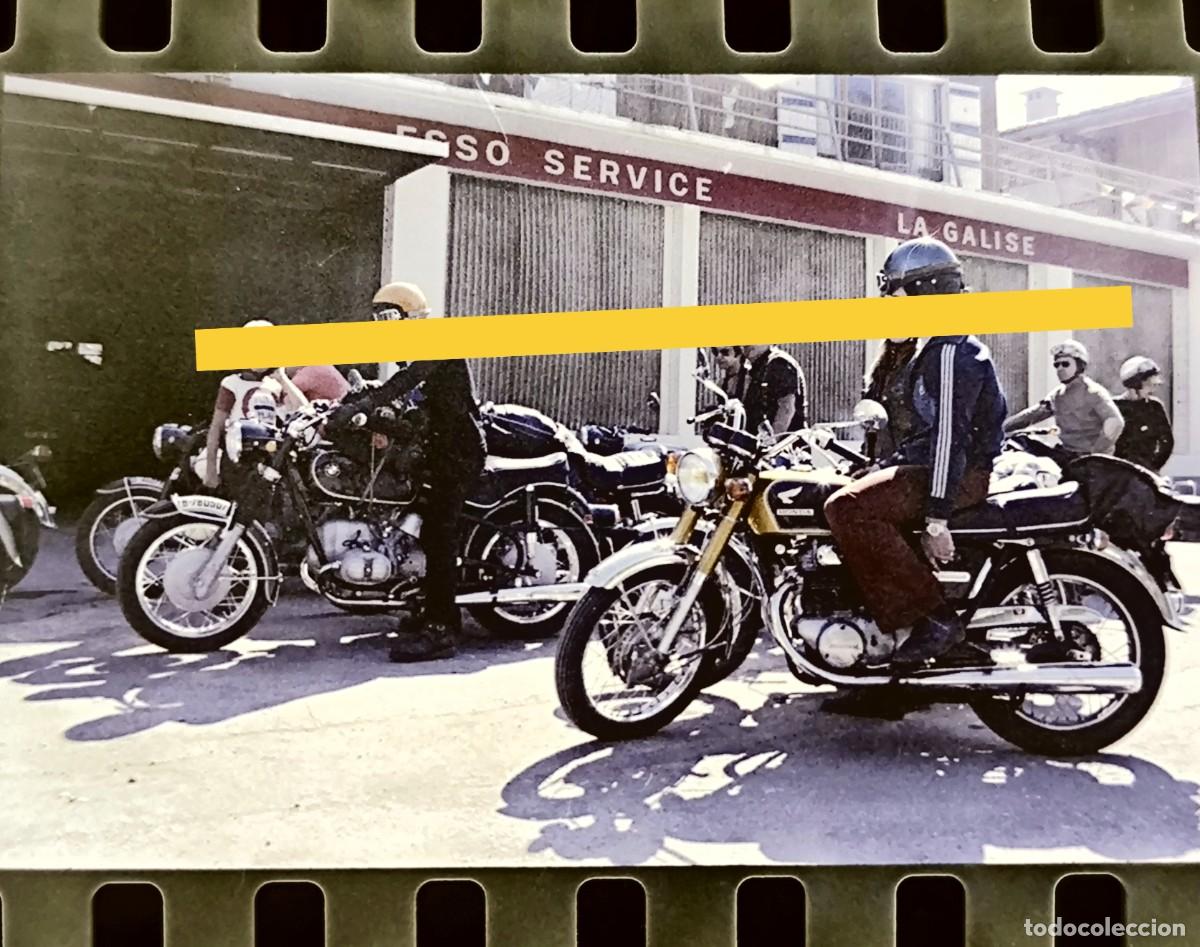 Fotograf&iacute;a antigua: Antiguo negativo de fotograf&iacute;a. Motocicleta Honda. A&ntilde;os 60/70.