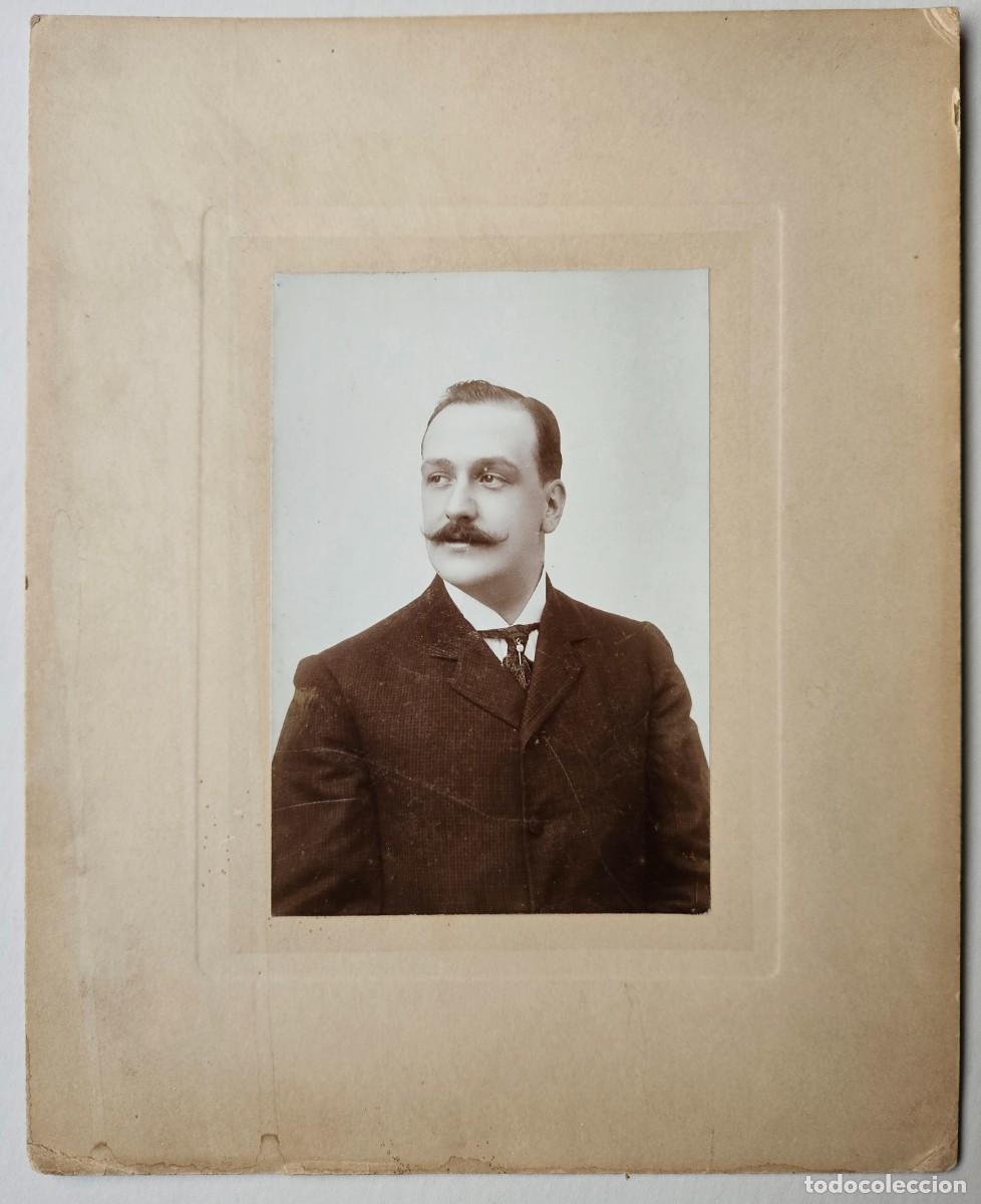 Fotograf&iacute;a antigua: Retrato de hombre