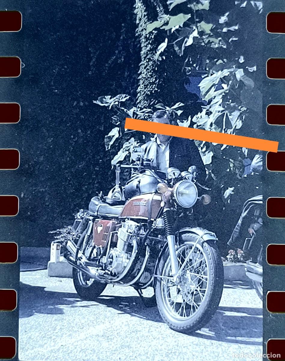 Fotograf&iacute;a antigua: Antiguo negativo de fotograf&iacute;a. Moto Honda. A&ntilde;os 70.