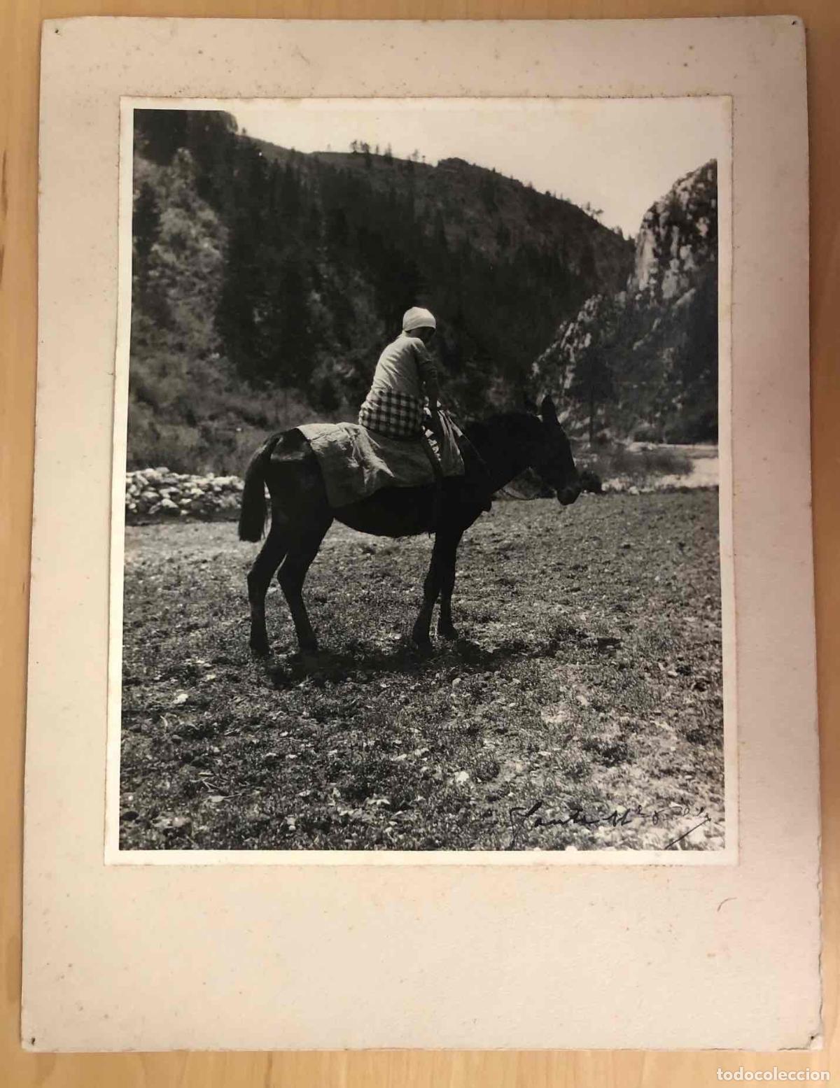 Fotograf&iacute;a antigua: FOTOGRAFIA MUJER DEL VALLE DEL RONCAL. NAVARRA. REALIZADA POR EL FOTOGRAFO MARQUES DE SANTA MARIA.