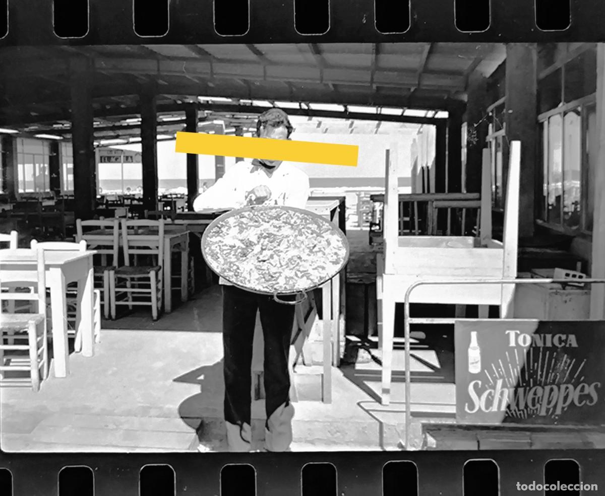 Antique Photography: Antiguo negativo de fotograf&iacute;a. Paella en la playa de Valencia. A&ntilde;os 60.