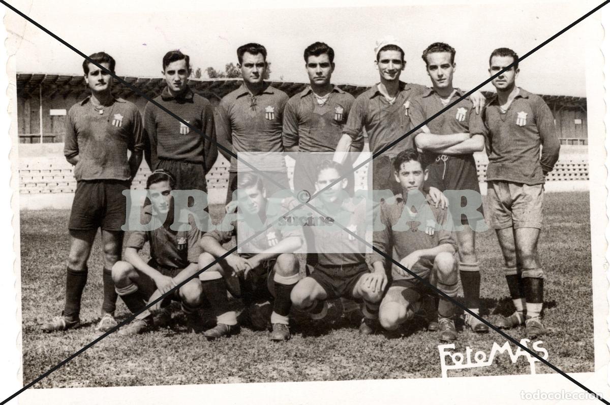 Fotograf&iacute;a antigua: EQUIPO FUTBOL EN REVERSO HAY NOMBRES DE JUGADORES DE CASTELLON EQUIPO REX FECHA 3/10/1948 SEQUIOL