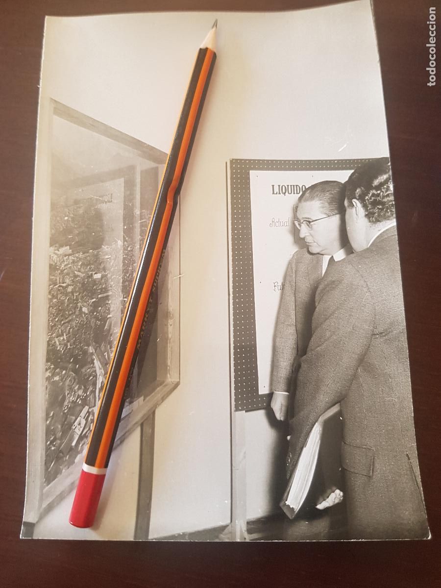Fotografia antiga: D.FEDERICO SILVA MU&Ntilde;OZ (1923-1997) VISITA ONDA