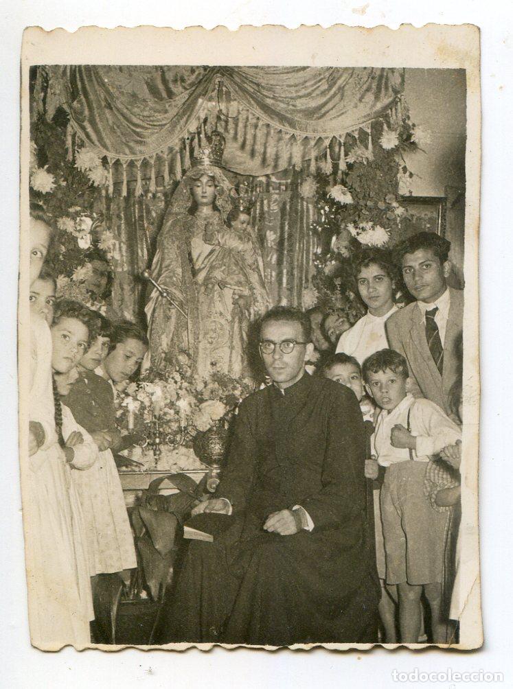 Alte Fotografie: D. Juan Novo, p&aacute;rroco de San Lorenzo de C&oacute;rdoba, Mayo de 1956, Foto Gom&aacute;riz