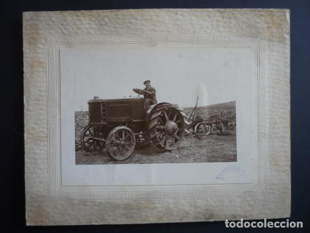 Antique Photography: TRACTOR TAREAS AGRICOLAS ANTIGUA FOTOGRAFIA A&Ntilde;OS 20 E. LAVIN FOTOGRAFO 19 X 24 CM