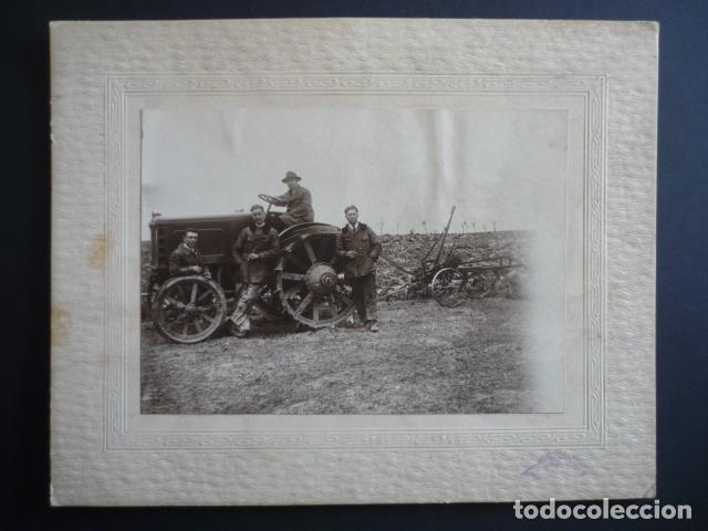 Antique Photography: TRACTOR TAREAS AGRICOLAS ANTIGUA FOTOGRAFIA A&Ntilde;OS 20 E. LAVIN FOTOGRAFO 19 X 24 CM