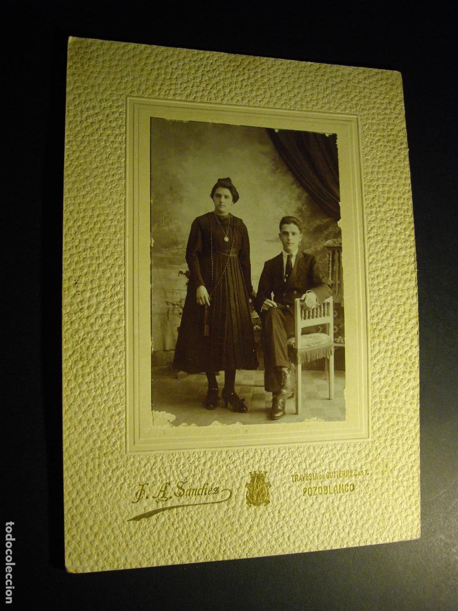 Photographie ancienne: RETRATO MATRIMONIO POZOBLANCO CORDOBA F. A. SANCHEZ FOTOGRAFO ANTIGUA FOTOGRAFIA 23 X 16,5 CM