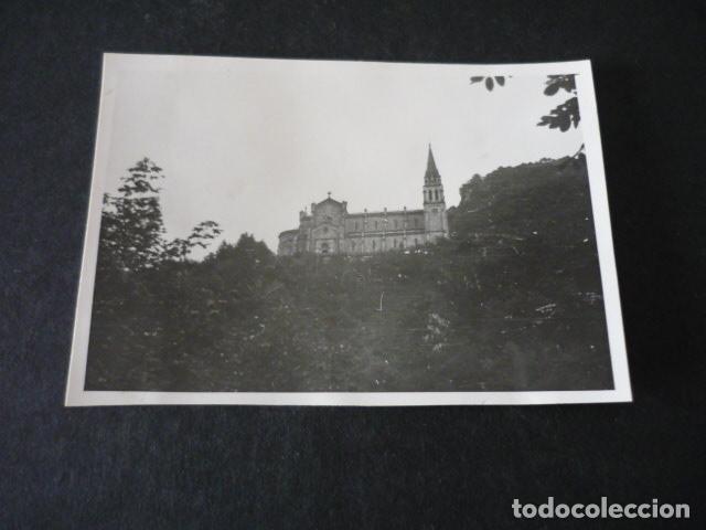 Fotografia antica: COVADONGA ASTURIAS 1935 ANTIGUA FOTOGRAFIA 6 X 8,5 CM