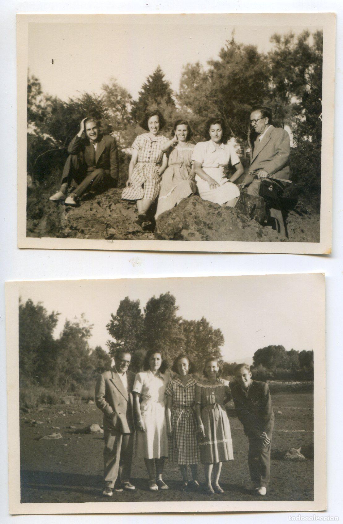 Photographie ancienne: Dos fotograf&iacute;as grupo familiar en Pedre&ntilde;a, Cantabria, 25/07/1951
