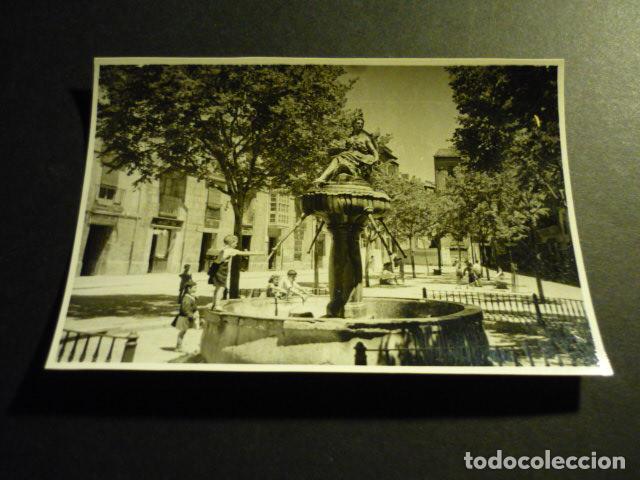 Fotograf&iacute;a antigua: BURGOS DETALLE URBANO ANTIGUA FOTOGRAFIA 5,5 X 8,5 CM
