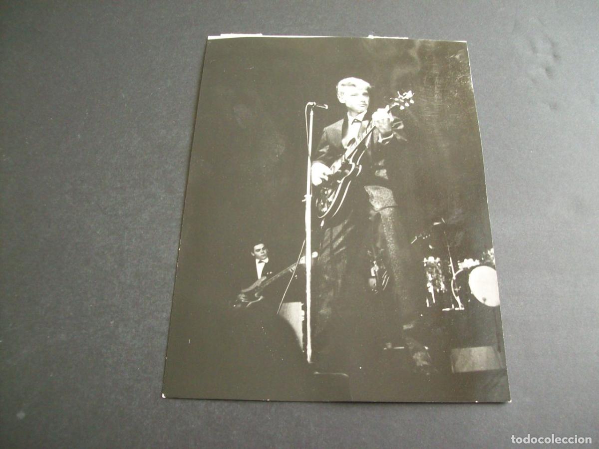 Fotografia antica: JHONNY HALLYDAY CANTANTE ROCK AND ROLL FOTOGRAFIA ANTIGUA ORIGINAL A&Ntilde;OS 60 13 X 18 CMTS