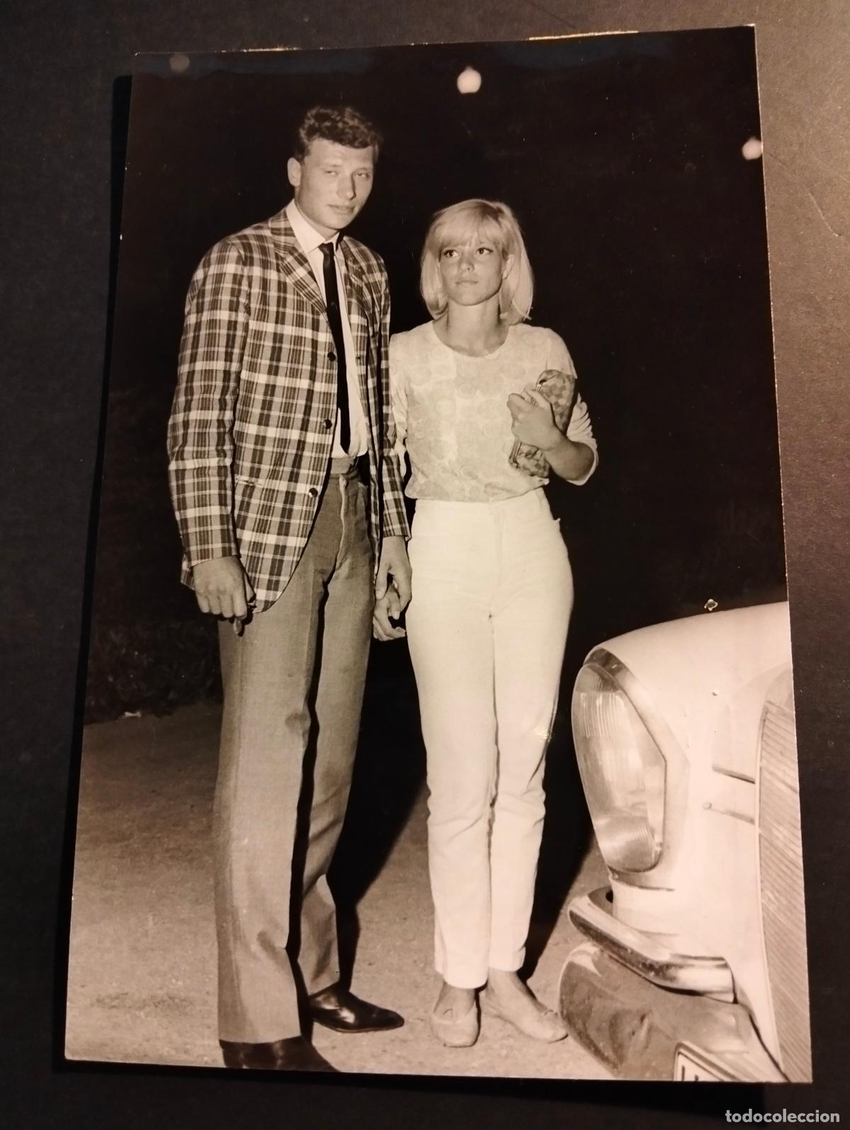 Fotografia antica: JHONNY HALLYDAY CANTANTE ROCK ROLL SILVIE VARTAN FOTOGRAFIA ANTIGUA ORIGINAL A&Ntilde;OS 60 13 X 18 CMTS