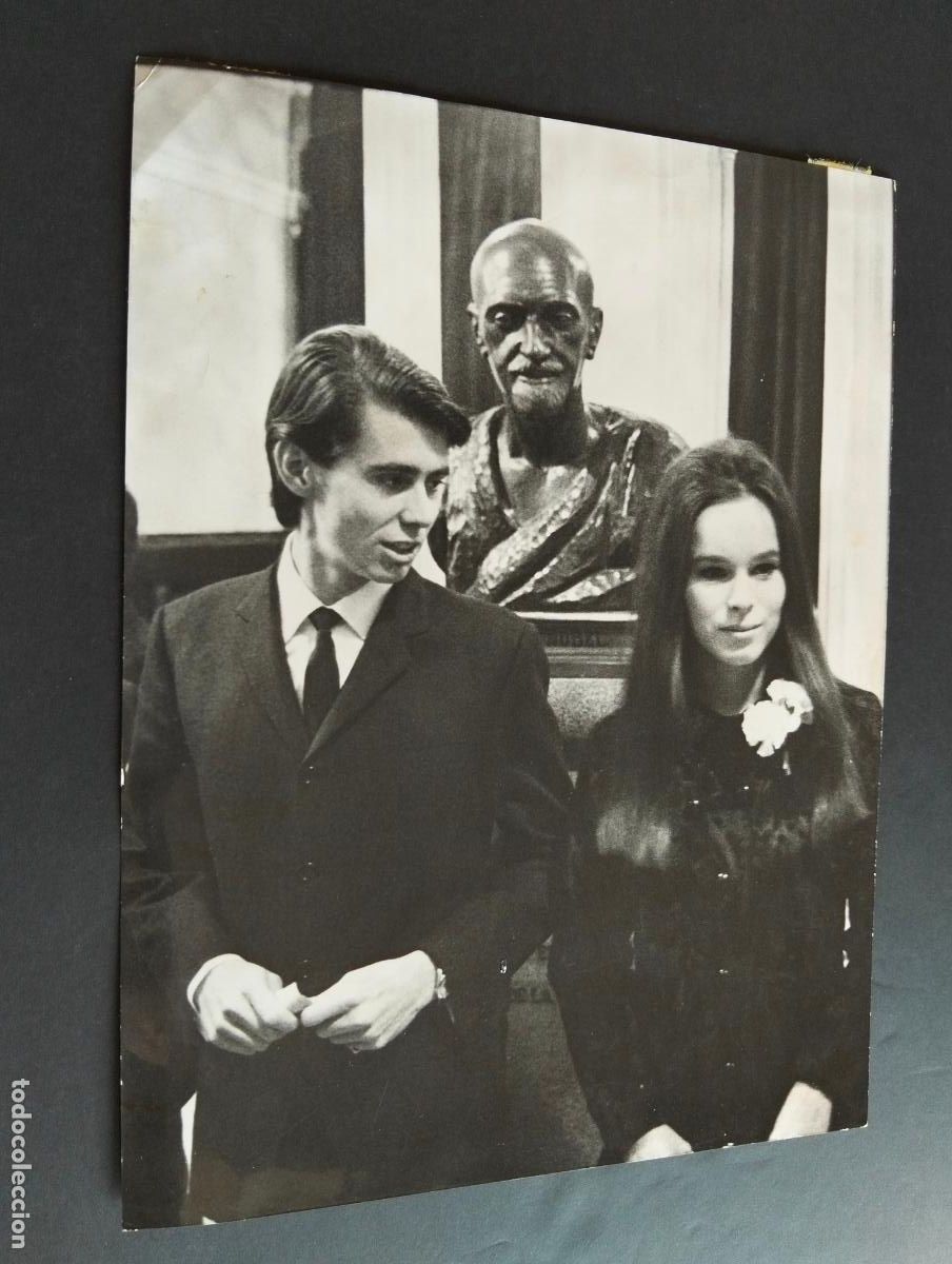 Fotograf&iacute;a antigua: GERALDINE CHAPLIN ACTRIZ FOTOGRAFIA ANTIGUA ORIGINAL A&Ntilde;OS 60 18 X 24 CM
