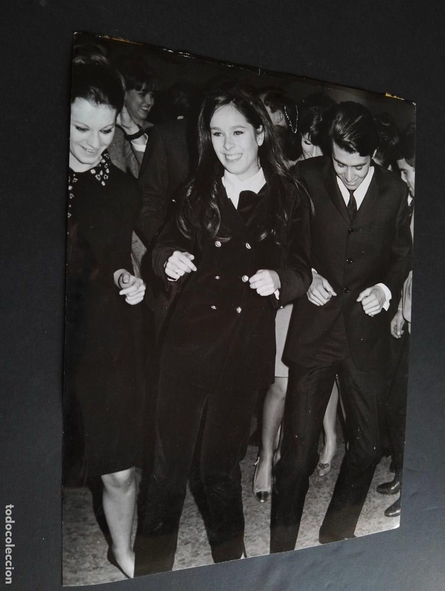 Fotograf&iacute;a antigua: GERALDINE CHAPLIN ACTRIZ FOTOGRAFIA ANTIGUA ORIGINAL A&Ntilde;OS 60 18 X 24 CM