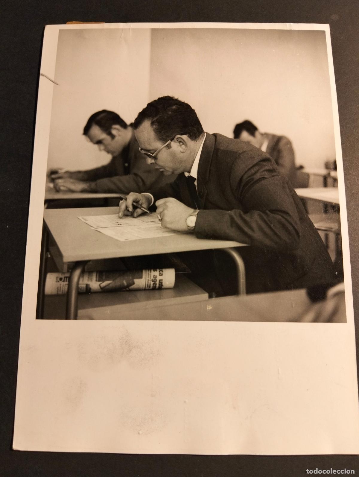 Alte Fotografie: SEVILLA SEMANA NACIONAL DEL AUTOCAR 1972 ANTIGUA FOTOGRAFIA ORIGINAL 13 X 18 CM