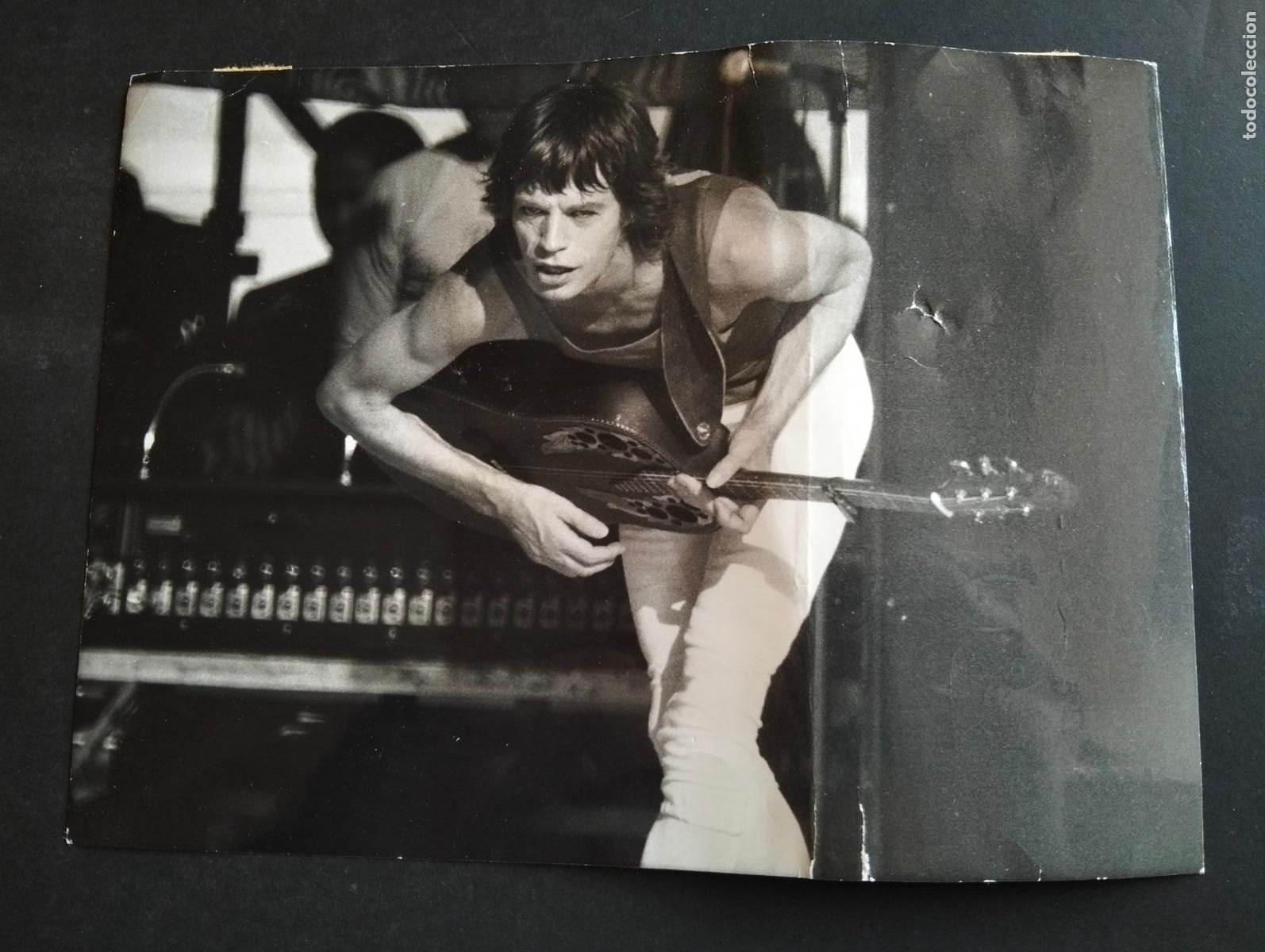 Fotograf&iacute;a antigua: MICK JAGGER DE LOS ROLLING STONES ANTIGUA FOTOGRAFIA ORIGINAL 20,5 X 15 CM