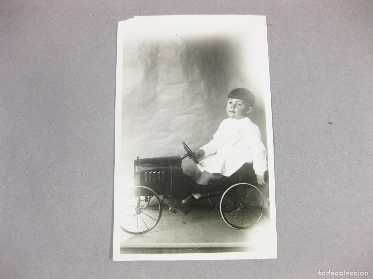Antique Photography: FOTOGRAF&Iacute;A DE UN COCHE DE PEDALES DE JUGUETE. PRINCIPIOS DEL SIGLO XX