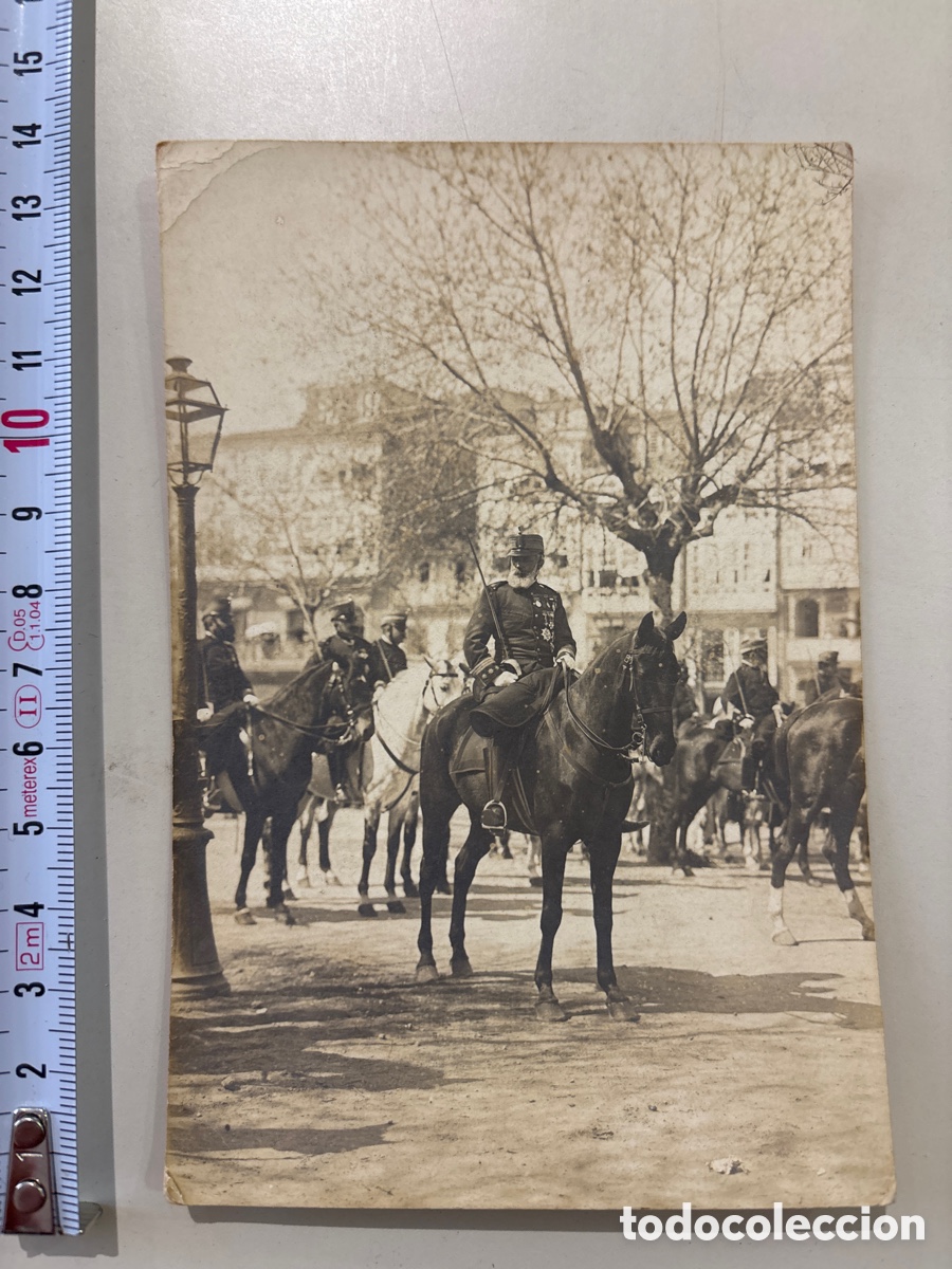 Fotograf&iacute;a antigua: FOTO. DESFILE MILITAR, CABALLER&Iacute;A. FOTOGRAFIA SELLIER, CORU&Ntilde;A. H. 1900?.