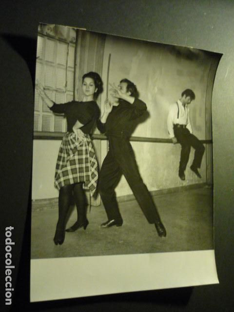 Photographie ancienne: MARIA ROSA BAILARINA CON SU BALLET ESPA&Ntilde;OL ANTIGUA FOTOGRAFIA ORIGINAL A&Ntilde;OS 60 18 X 24 CM