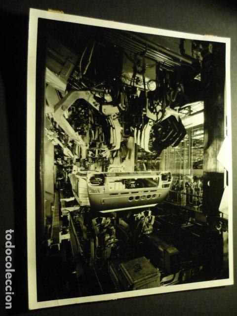Fotograf&iacute;a antigua: FABRICA DE AUTOMOVILES FIAT MIRAFIORI ITALIA ANTIGUA FOTOGRAFIA ORIGINAL 18 X 24 CM