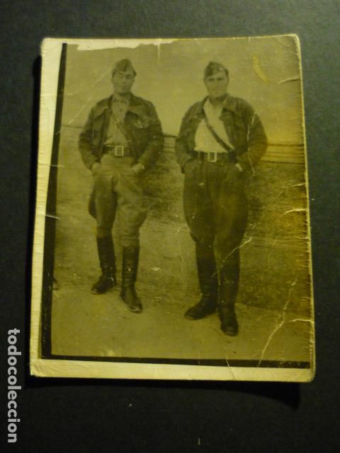 Fotografia antica: RETRATO DE 2 FALANGISTAS A&Ntilde;OS 30 8,5 X 6 CM