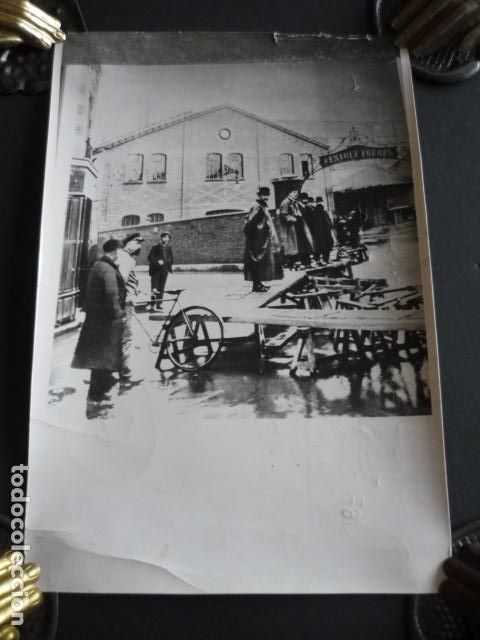 Fotograf&iacute;a antigua: FRANCIA TALLERES DE LOS HERMANOS RENAULT ANTIGUA FOTOGRAFIA 11,5 X 17 CM