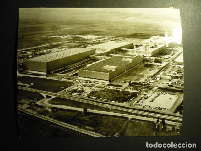 Fotograf&iacute;a antigua: ALEMANIA FABRICA DE AUTOMOVILES BMW ANTIGUA FOTOGRAFIA 18 X 24 CM