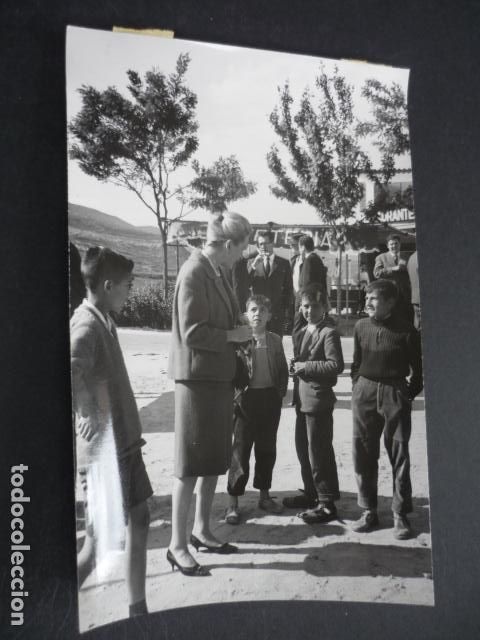 Fotograf&iacute;a antigua: DEBORAH KERR ACTRIZ EN EL PANTANO DE ENTREPE&Ntilde;AS BUENDIA GUADALAJARA ANTIGUA FOTOGRAFIA 13 X 18 CM