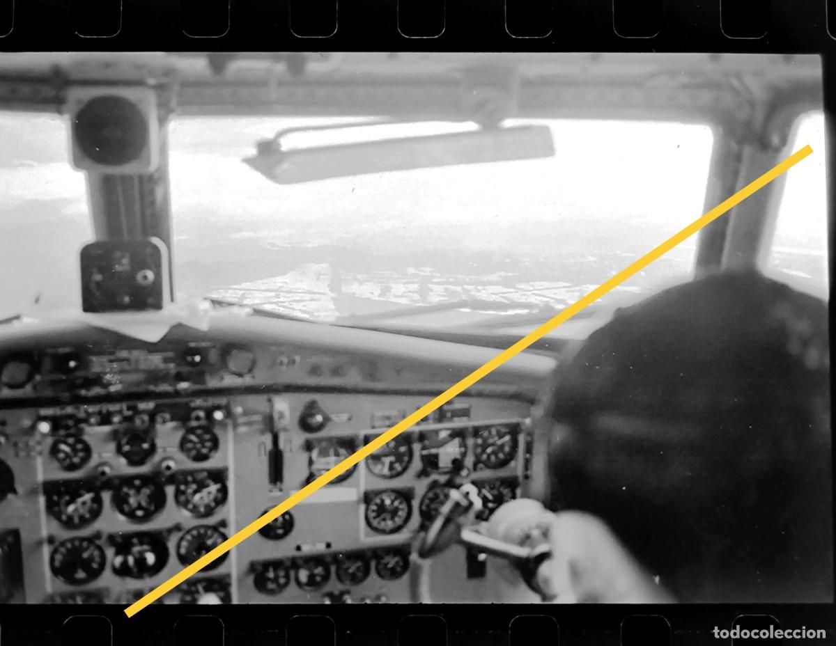 Antique Photography: Antiguo negativo de fotograf&iacute;a. Cabina de avi&oacute;n Fokker F27. A&ntilde;os 60