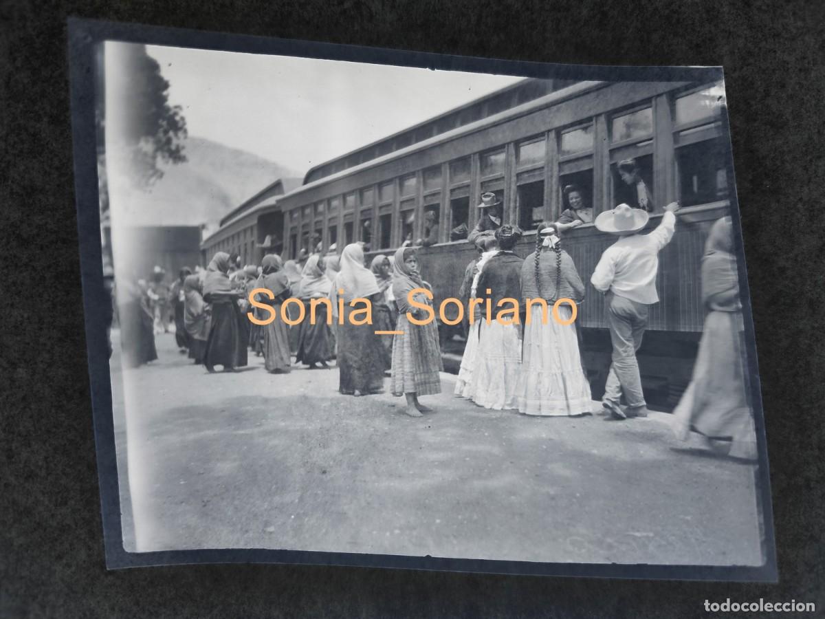 Fotograf&iacute;a antigua: MEXICO? PARTIDA DE TREN - C. 1900 - FOTO DE T. RUIZ DE GALARRETA, NEGATIVO EN CELULOIDE