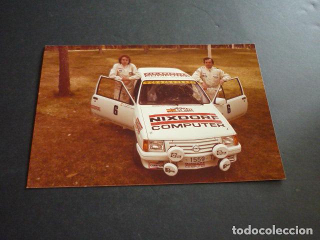 Fotografia antiga: AUTOMOVILISMO ESCUDERIA OPEL CORSA ANTIGUA FOTOGRAFIA 10 X 15 CM