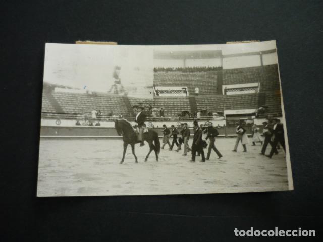 Photographie ancienne: BADAJOZ PLAZA DE TOROS FESTIVAL GOBERNADOR CIVIL PASEILLO ANTIGUA FOTOGRAFIA 14 X 9 CM