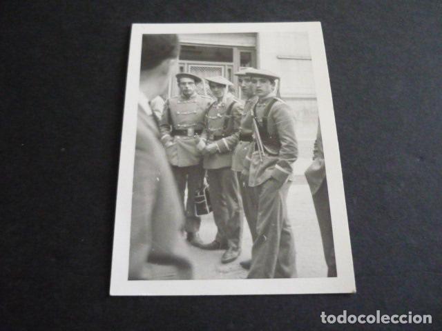 Fotograf&iacute;a antigua: CARLISMO GRUPO DE CARLISTAS ANTIGUA FOTOGRAFIA 7,5 X 10,5 CM