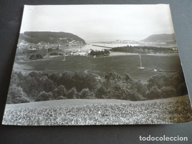 Fotograf&iacute;a antigua: SAN ESTEBAN DE PRAVIA ASTURIAS VISTA ANTIGUA FOTOGRAFIA 20 X 25 CM