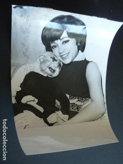 Fotograf&iacute;a antigua: MARI CARMEN VILLASE&Ntilde;OR VENTRILOCUA ANTIGUA FOTOGRAFIA 18 X 24 CM