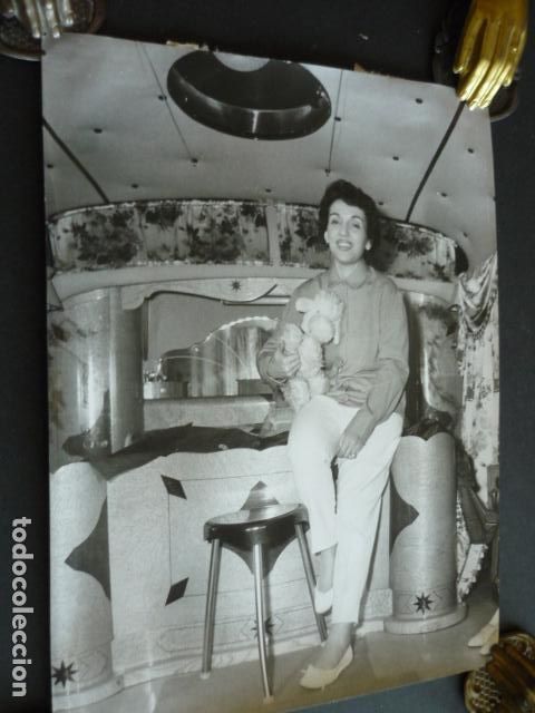 Alte Fotografie: GLORIA LASSO CANTANTE ANTIGUA FOTOGRAFIA 18 X 24 CM