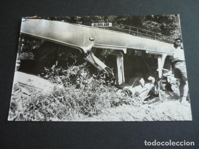 Alte Fotografie: CERVERA DEL RIO ALHAMA RIOJA ACCIDENTE DE TRAFICO 1958 ANTIGUA FOTOGRAFIA 18 X 12 CM