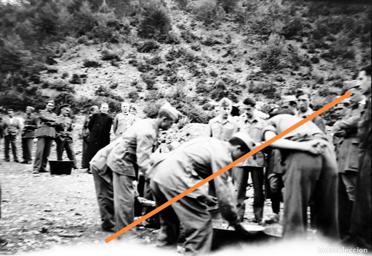 Fotograf&iacute;a antigua: Antiguo negativo de fotograf&iacute;a. Militares, falange, bando nacional. A&ntilde;os 30/40. Militar.