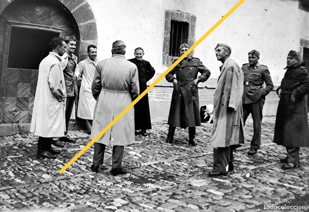Fotograf&iacute;a antigua: Antiguo negativo de fotograf&iacute;a. Militares, falange, bando nacional. A&ntilde;os 30/40. Militar.