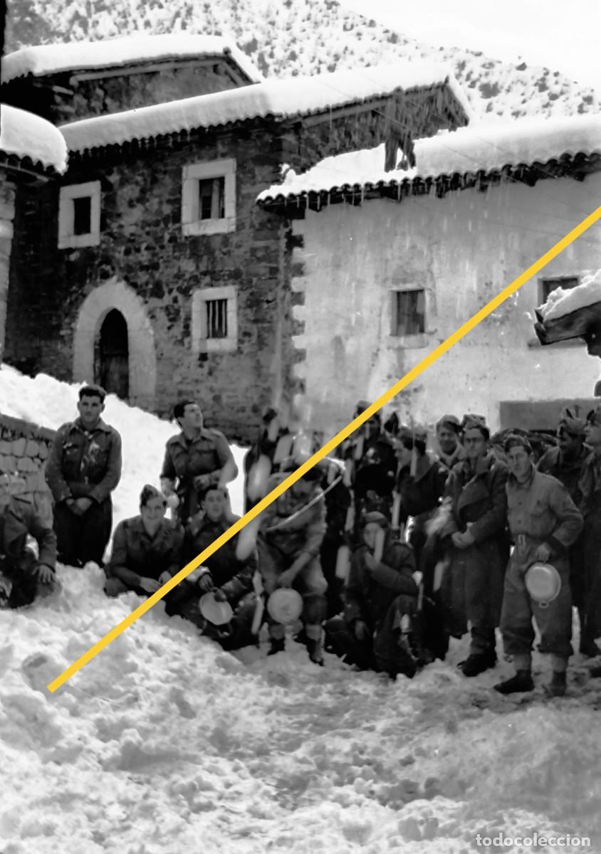 Fotograf&iacute;a antigua: Antiguo negativo de fotograf&iacute;a. Militares. Falange, bando nacional. A&ntilde;os 30/40. Militar.