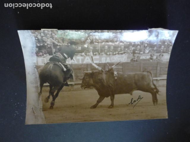 Fotograf&iacute;a antigua: ALVARITO DOMECQ EN CORDOBA REJONEADOR ANTIGUA FOTOGRAFIA ORIGINAL 1964 18 X 12 CM
