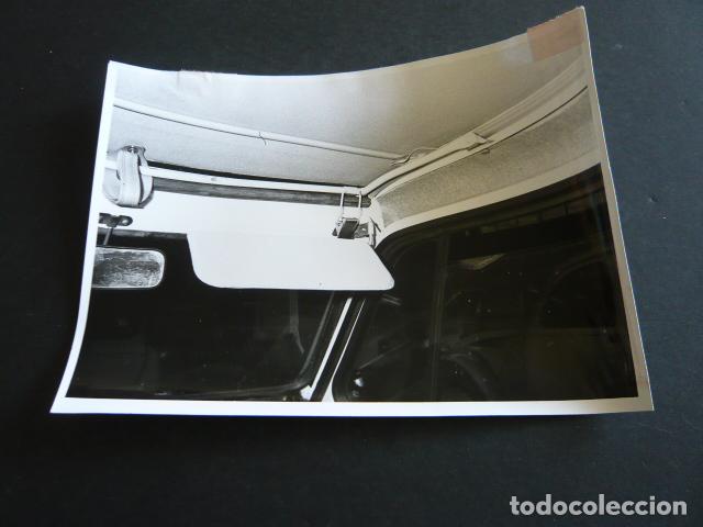 Fotograf&iacute;a antigua: AUTOMOVIL MARCA CITROEN DYANE 6 ANTIGUA FOTOGRAFIA 13 X 18 CM