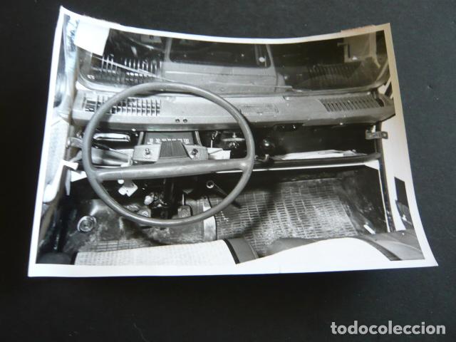 Fotograf&iacute;a antigua: AUTOMOVIL MARCA CITROEN DYANE 6 ANTIGUA FOTOGRAFIA 13 X 18 CM