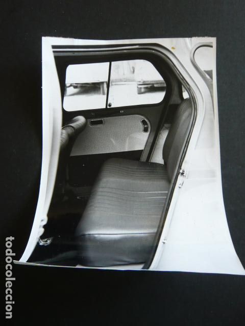 Fotograf&iacute;a antigua: AUTOMOVIL MARCA CITROEN DYANE 6 ANTIGUA FOTOGRAFIA 13 X 18 CM