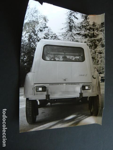 Fotograf&iacute;a antigua: AUTOMOVIL MARCA CITROEN DYANE 6 ANTIGUA FOTOGRAFIA 1968 24 X 18 CM